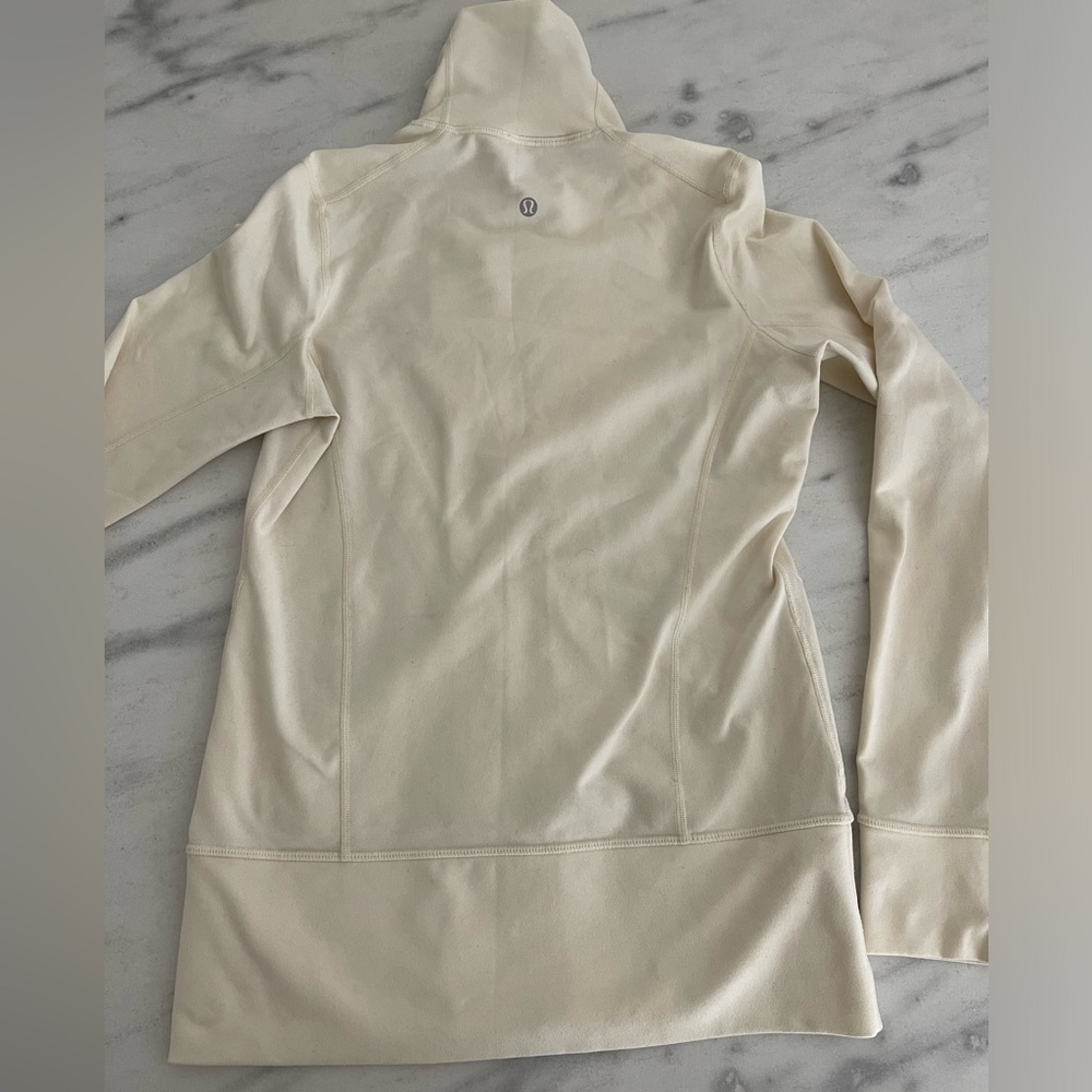Lululemon cream stride jacket size 4 - Picture 11 of 15